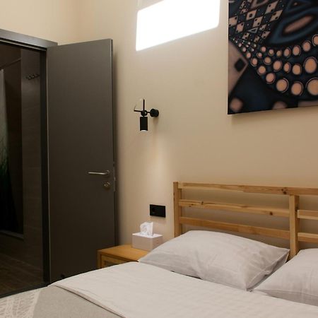 Sky Hostel Киев Екстериор снимка